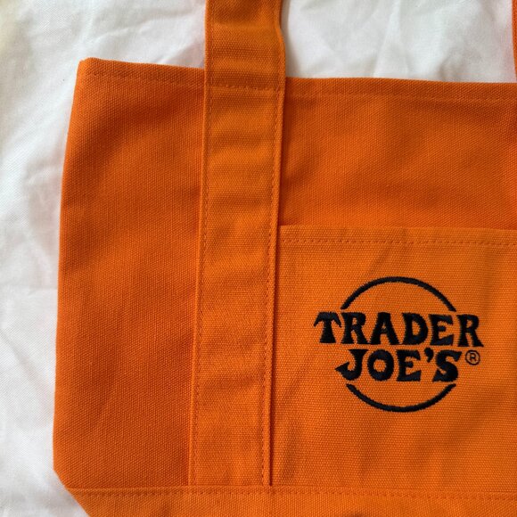 NWT Trader Joe's Orange Trick-or-Treat Mini Canvas Tote, Limited, One Size 🎃 - Picture 2 of 13